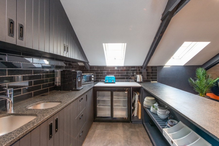 To Let commercial Property for Rent in Buitenverwagting Western Cape